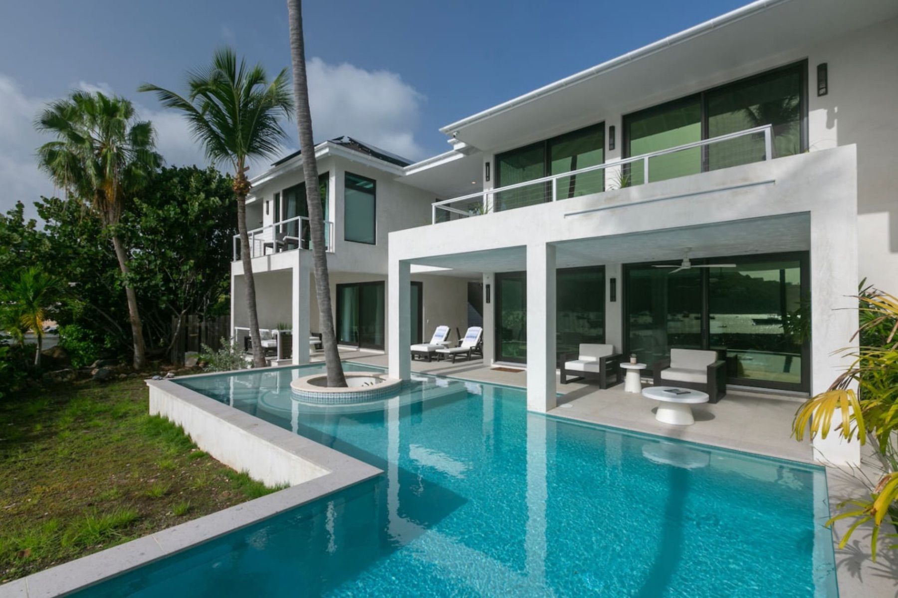 Sol Mate villa photo.
